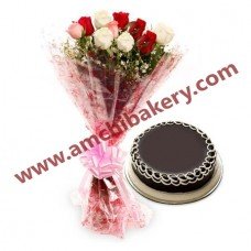 Half kg cake with small bunch of flower